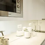 Zelije Trindade 아파트
